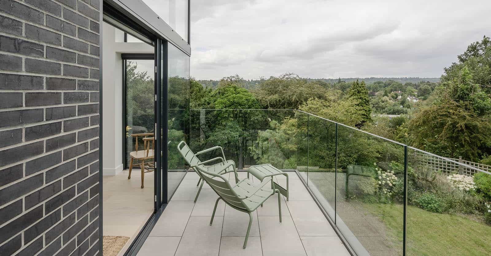Completed - a 1960s Extension & Refurbishment, Haslemere, view 4
