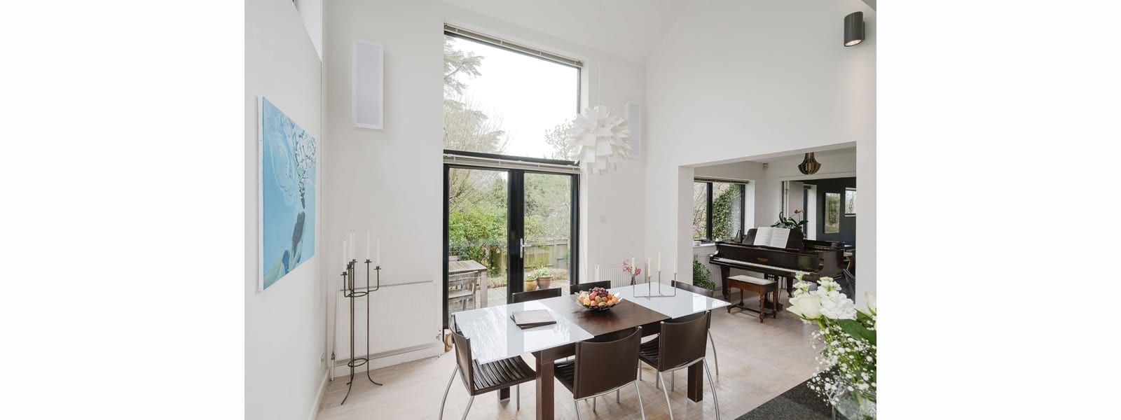 ArchitectureLIVE's project near Haslemere, Surrey on the open market, view 9