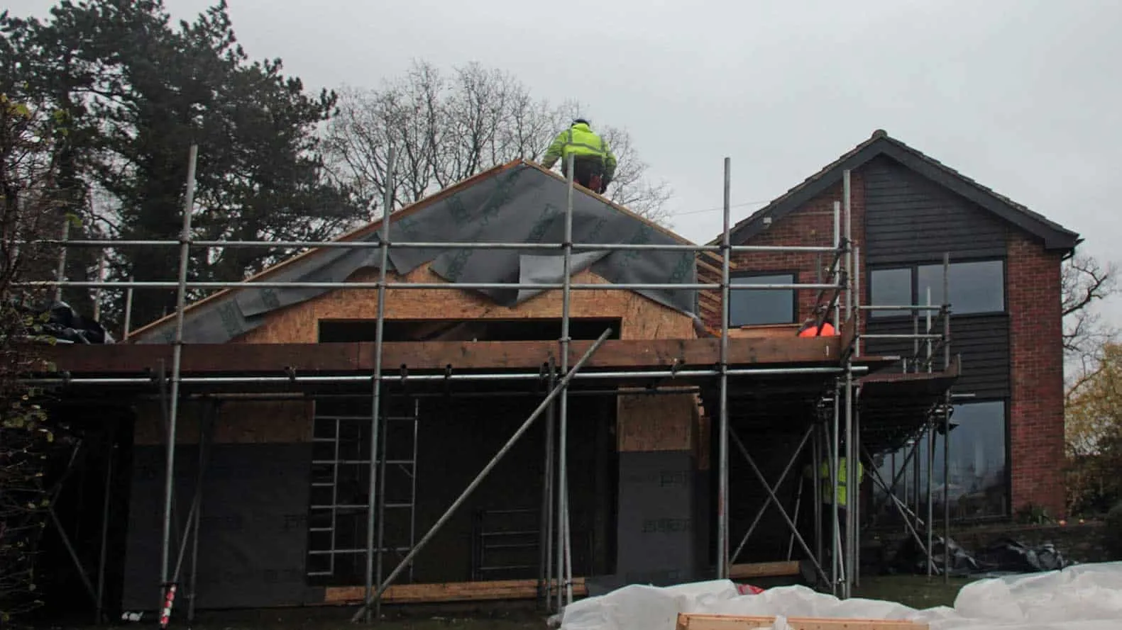 Near-Passivhaus Annex - SIPs Day 7